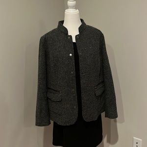 LL Bean Black and Grey Houndstooth Jacket size XL